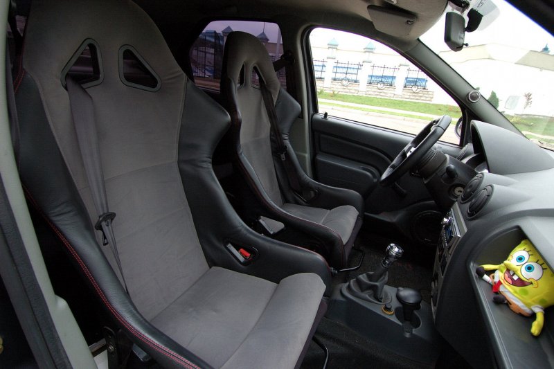 Renault Logan 1 тюнинг салона