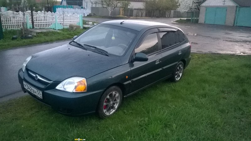 Киа Рио 2004 год универсал