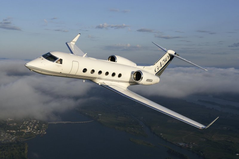 Dassault Falcon 8x самолет