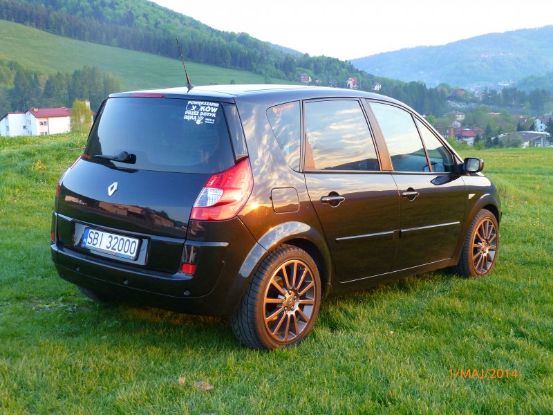 Renault Scenic 2 r17