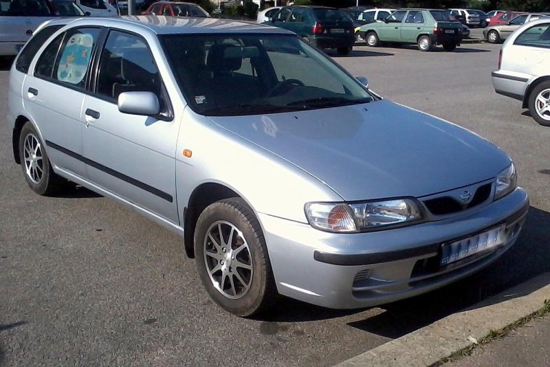 Almera n15 хэтчбек