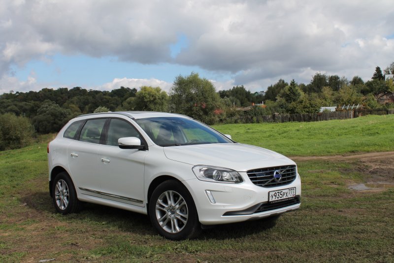 Volvo xc60 белая