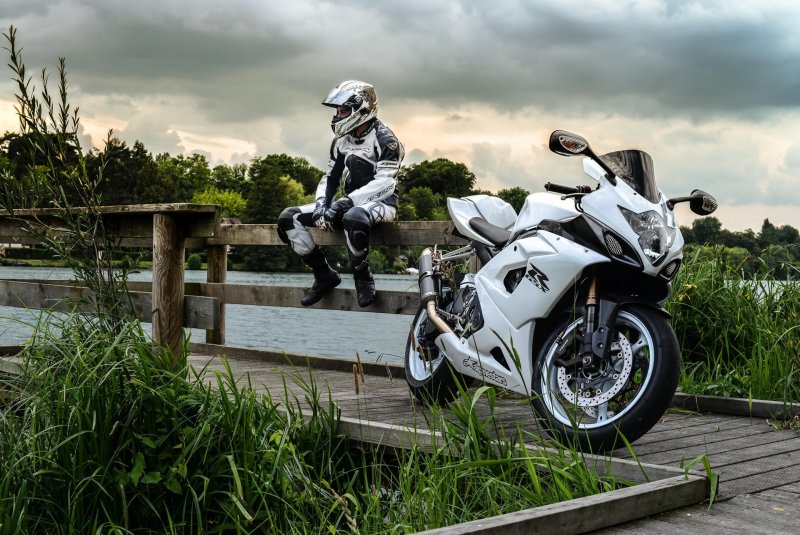 Спортбайк Suzuki