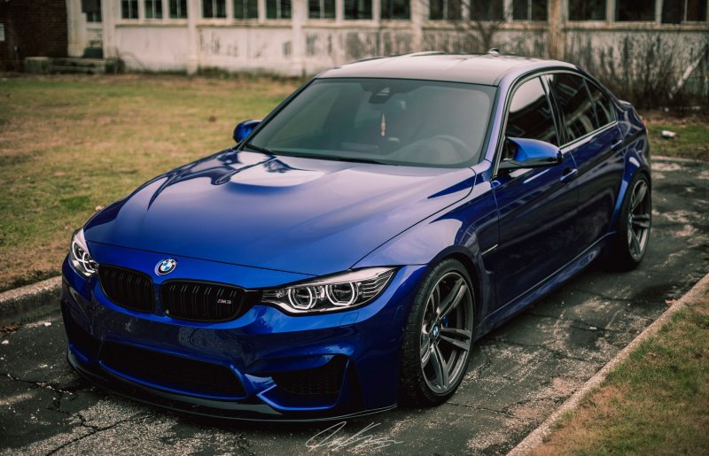 BMW 3 Blue