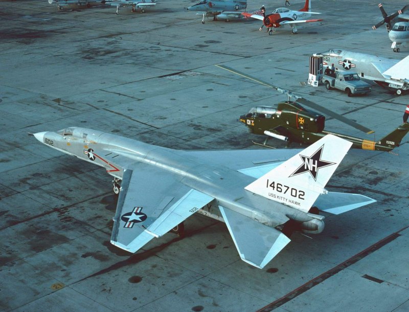 Vigilante a-5 in Hangar