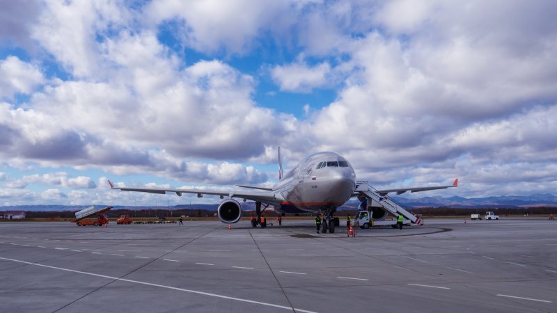 Самолет Боинг 777 Россия Сахалин