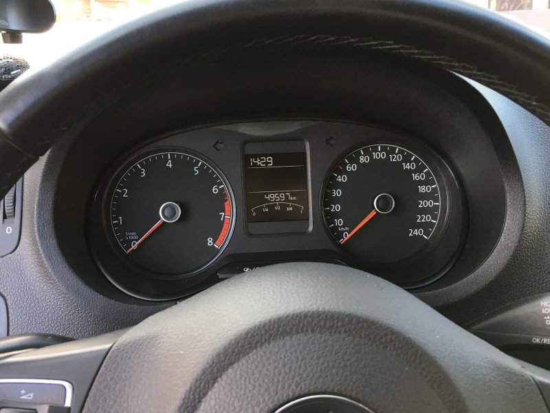 Щиток спидометра на VW Polo