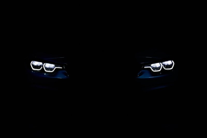 BMW m5 в темноте
