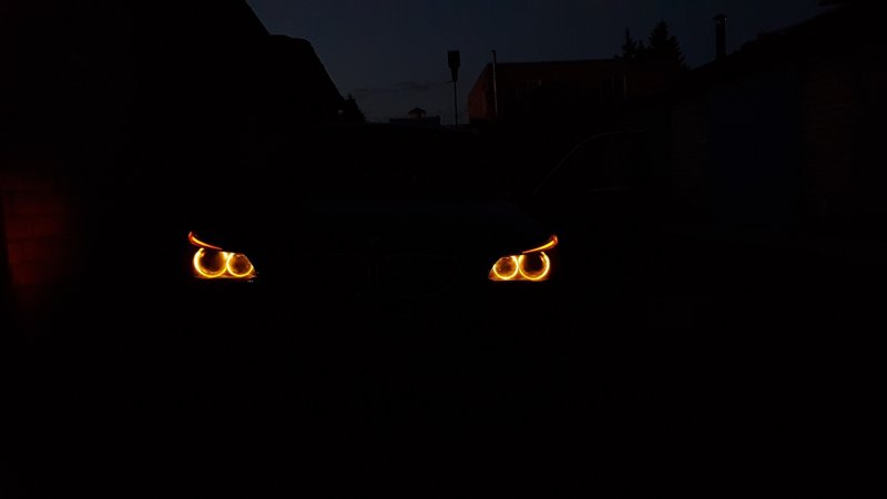 БМВ е60 в темноте
