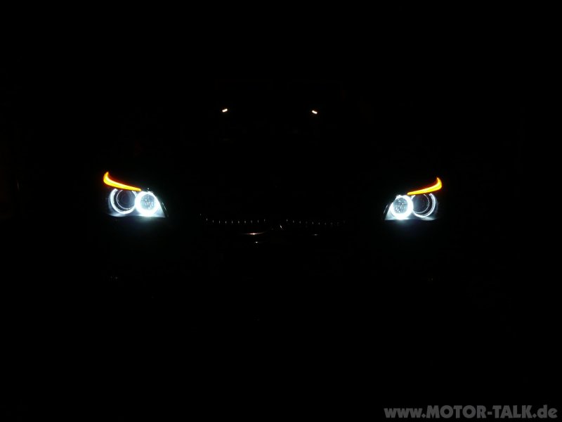 BMW m5 e60 фары в темноте