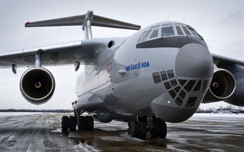 Ил-76 военно-транспортный самолёт