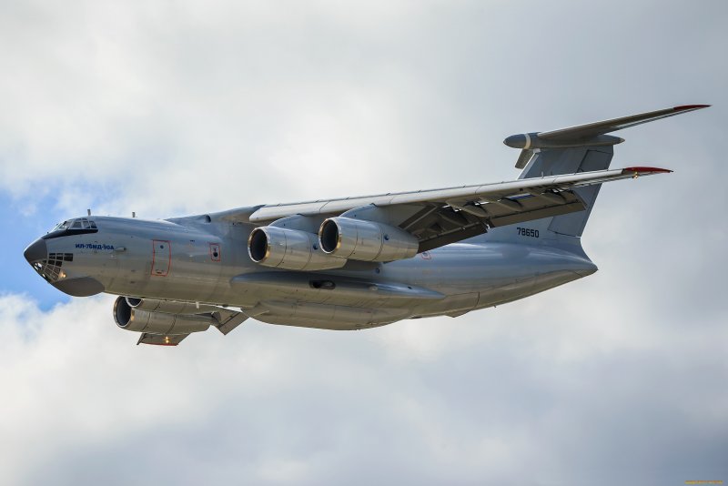 Самолёт ил-76мд-90а