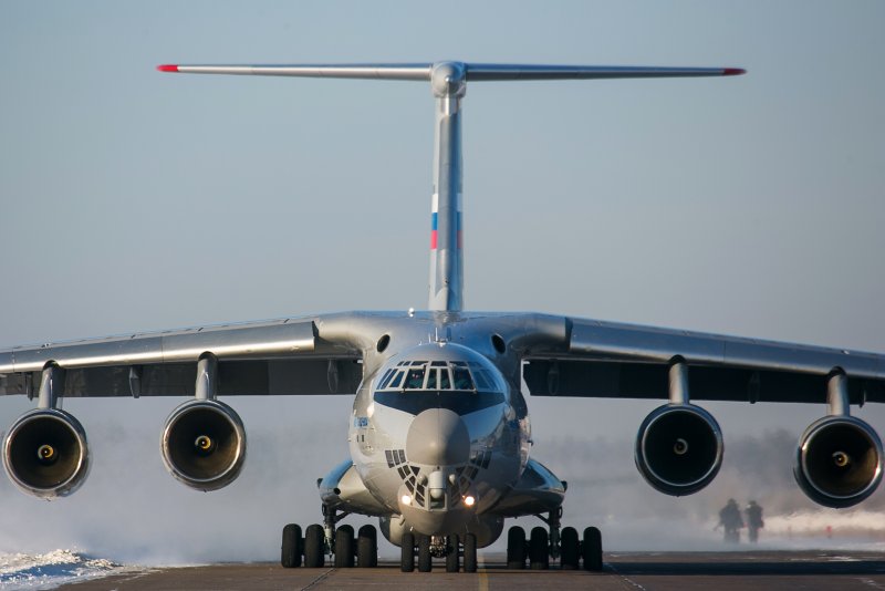 Ил-76 военно-транспортный самолёт