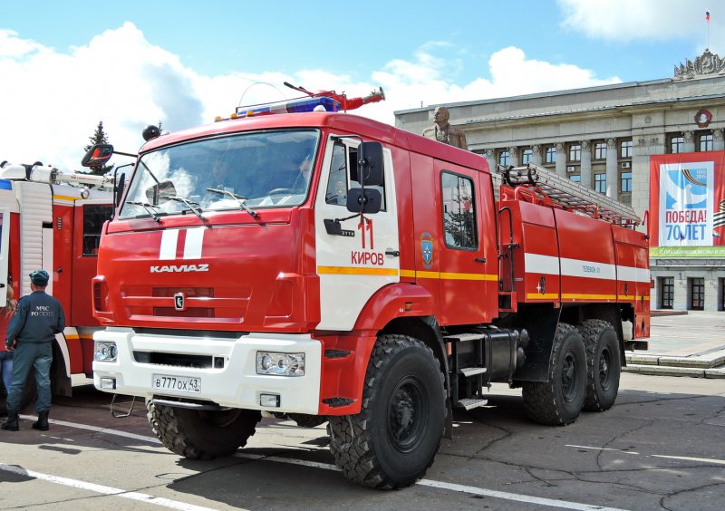 КАМАЗ 43118 МЧС России