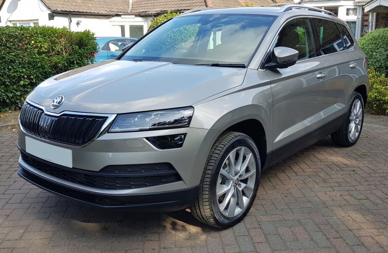 Škoda Karoq бежевый