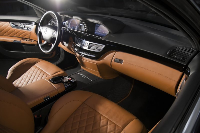 Mercedes-Benz w221 салон