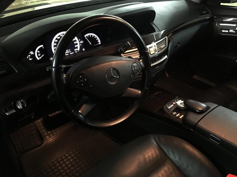 Мерседес w221 салон сзади