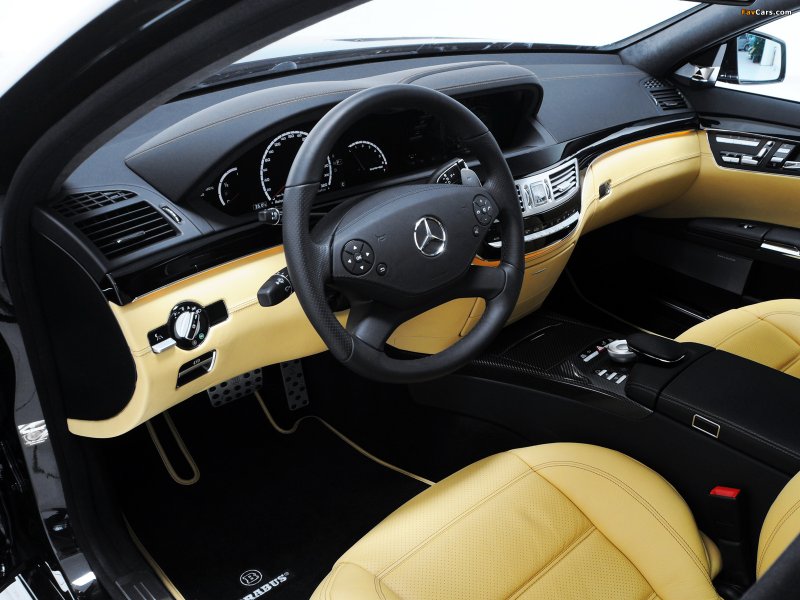 Mercedes-Benz w221 Interior