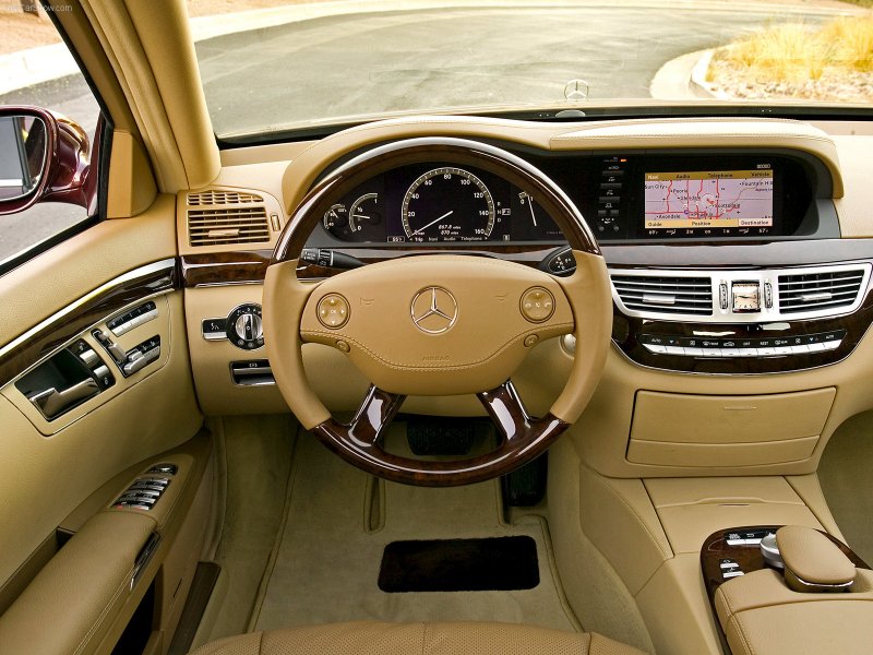 Mercedes-Benz w221 2006