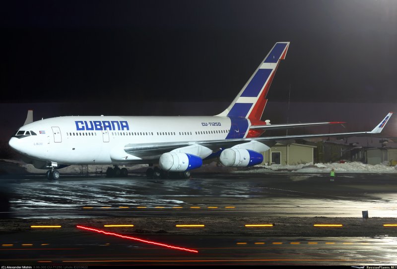 Боинг 767-300 Азур Эйр