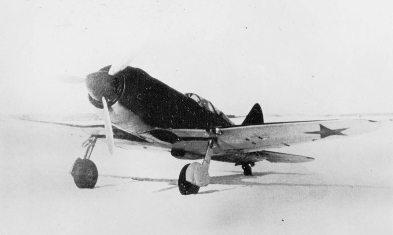 Поликарпов и-185