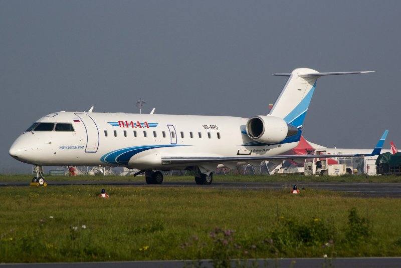 CRJ 200 Ямал Домодедово