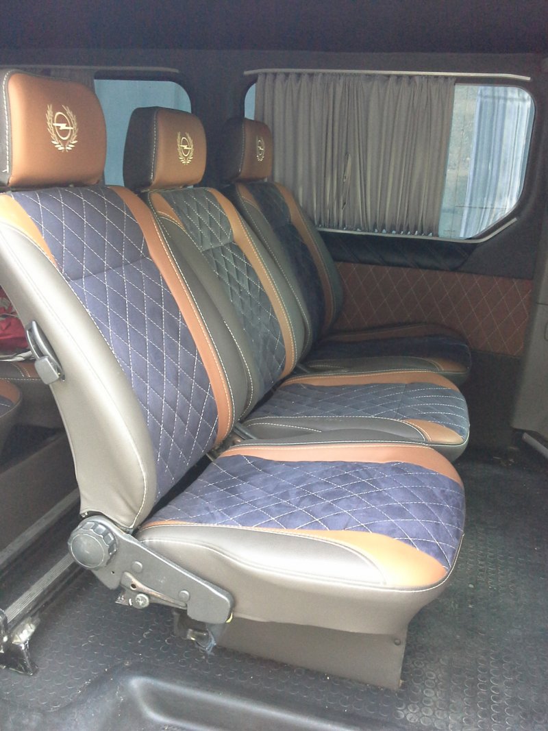 Opel Vivaro long салон