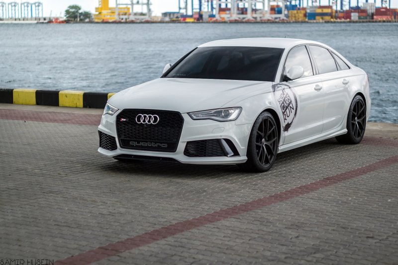 Audi Audi rs6 белая