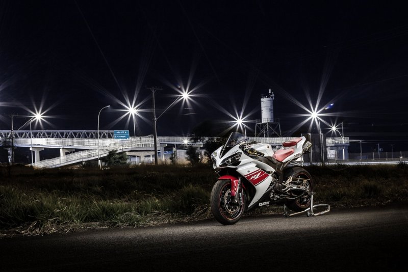 Мото ночь Yamaha r1