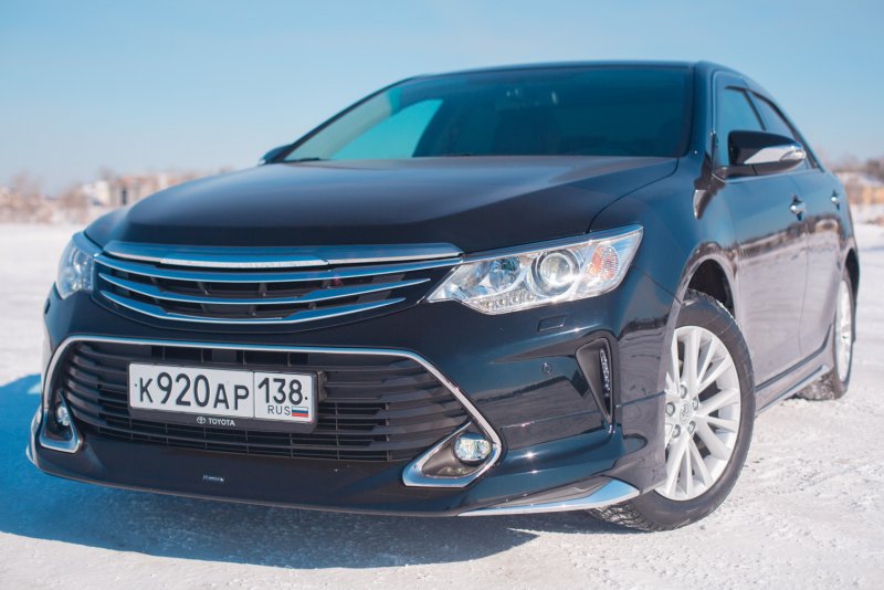 Toyota Camry v55