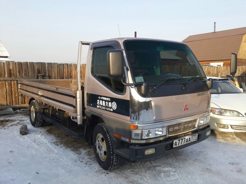 Автомобиль Mitsubishi Fuso Canter