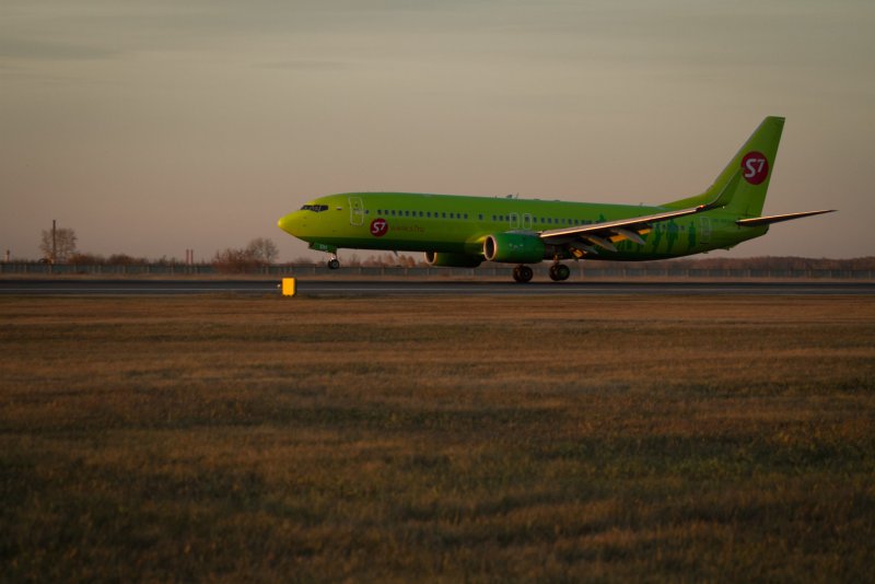 Самолет s7