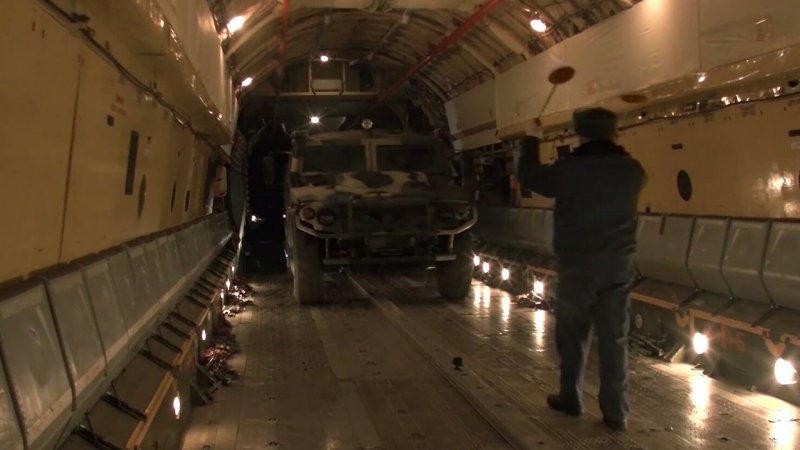 Погрузка КАМАЗ В ил-76