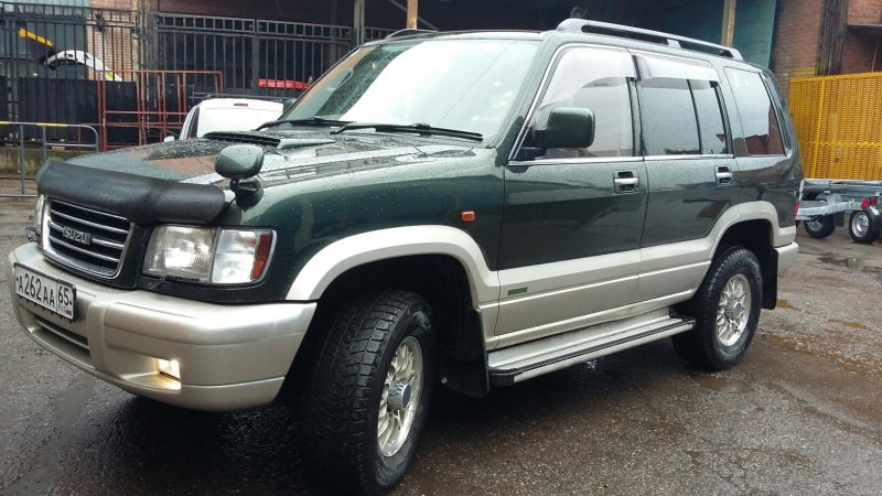 Isuzu Bighorn 2 2000