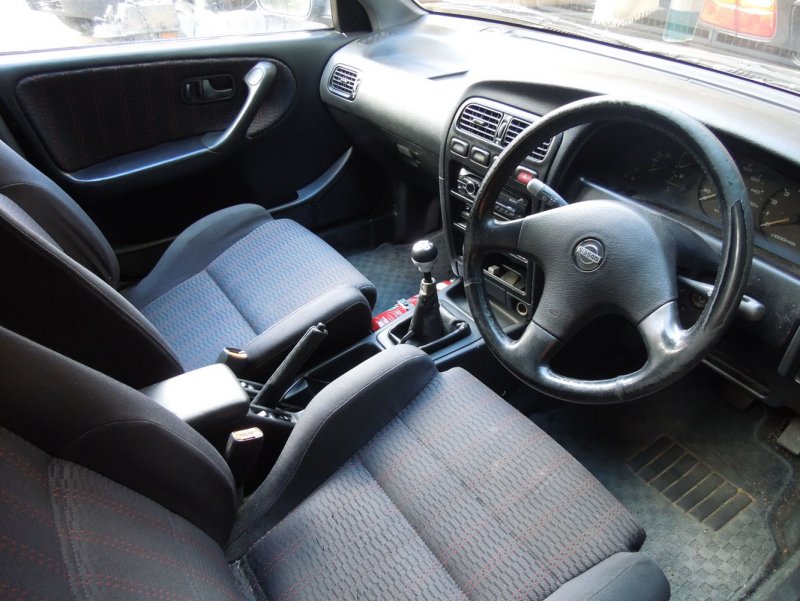 Nissan primera p10 салон