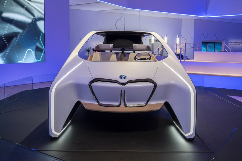 БМВ концепт кар 2020