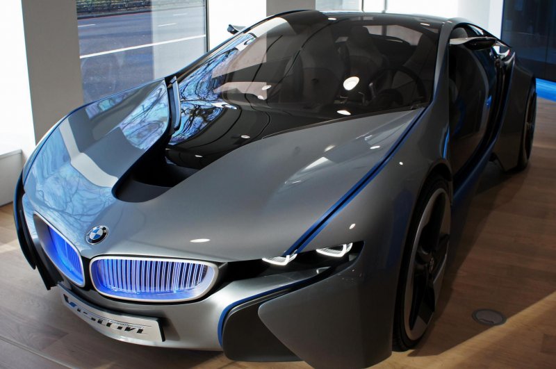 BMW i9 2016