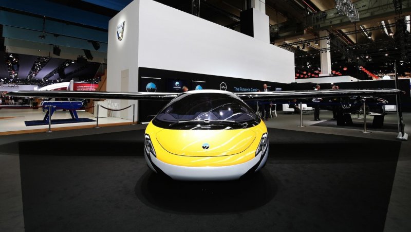 Летающий автомобиль AEROMOBIL 4.0
