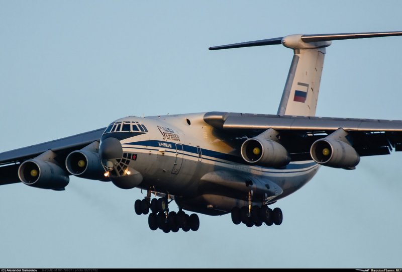 Самолёт ил-76мд-90а