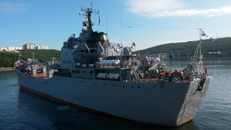 Военный корабль Николаев