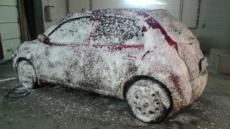 Очень грязный автомобиль