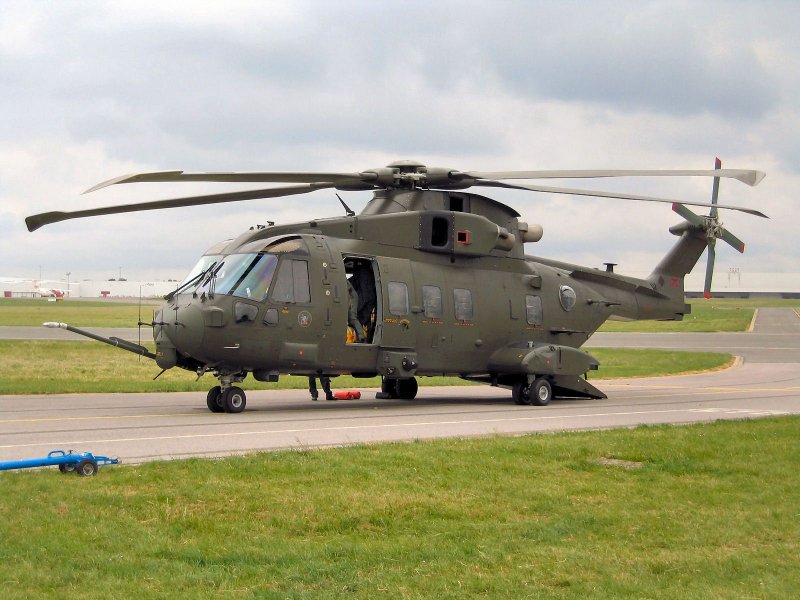 Eh-101 вертолет