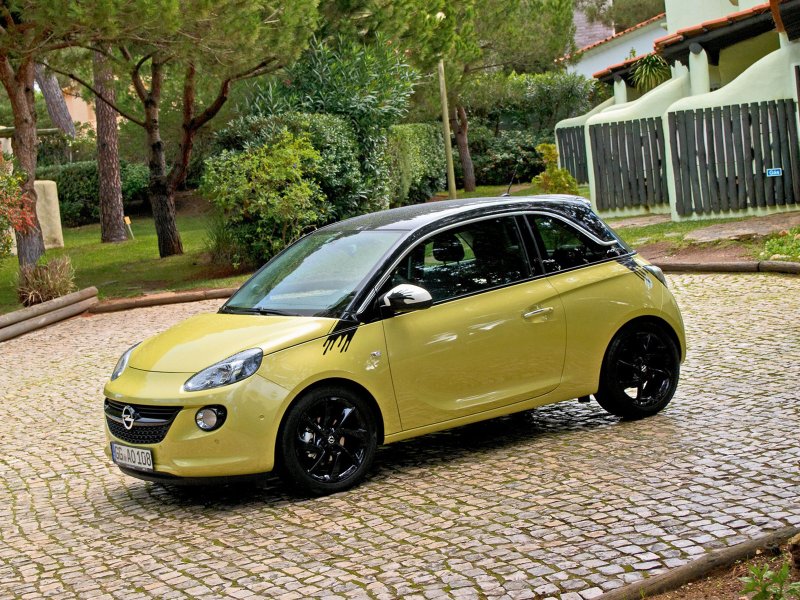 Opel Adam 2011