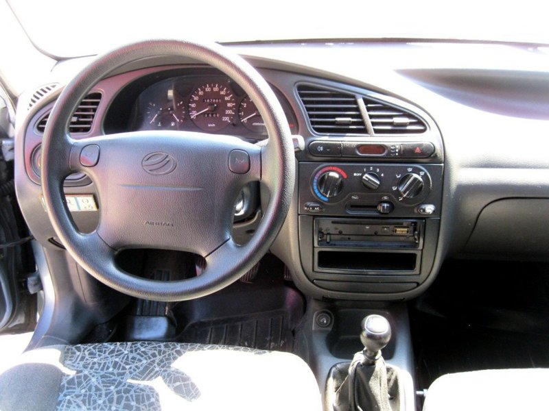Chevrolet lanos, 2005 салон