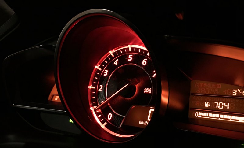 Mazda 3 2011 панель