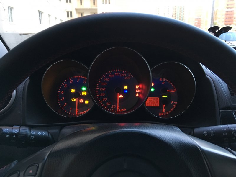 Мазда 3 2011 салон