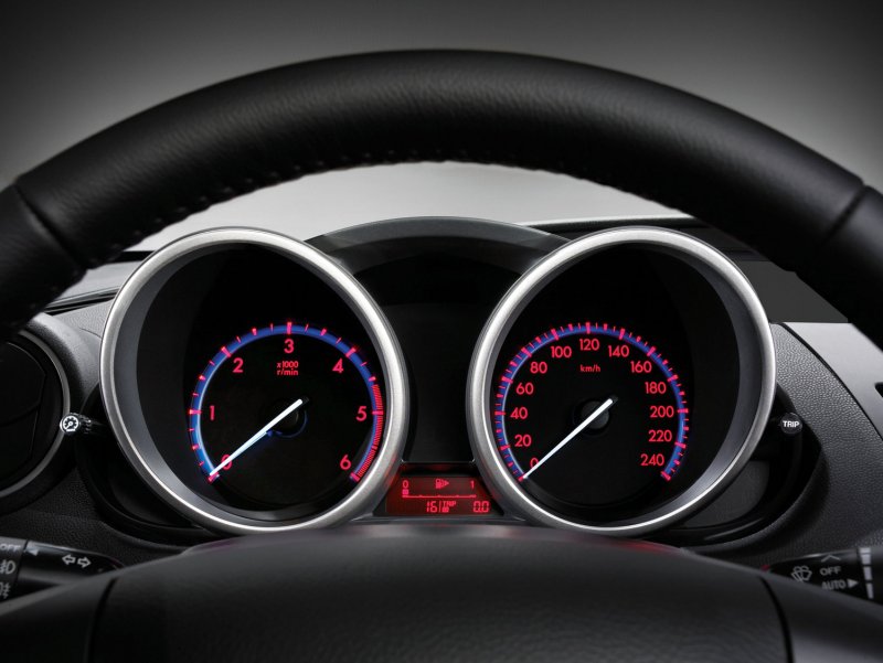 Приборная панель Mazda 3 BL