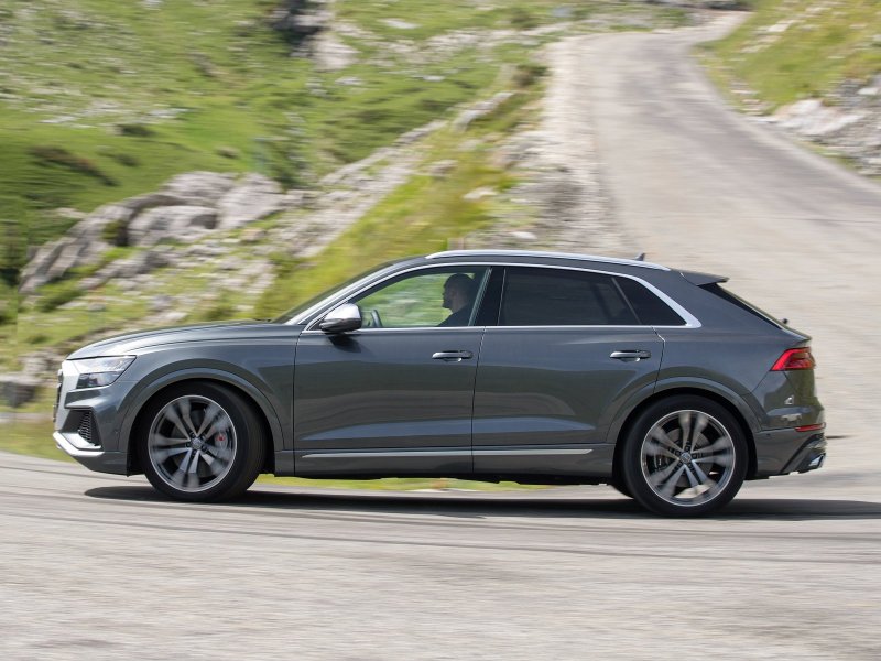 Audi sq8 2021