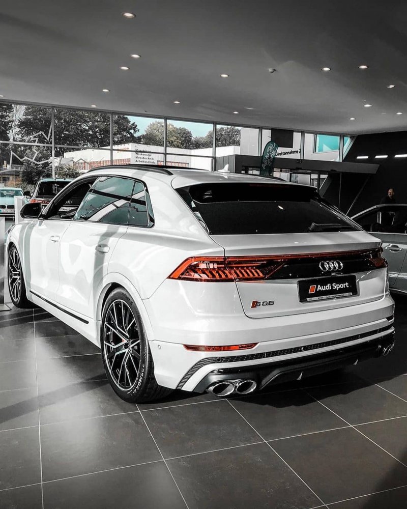 Audi sq8 2020