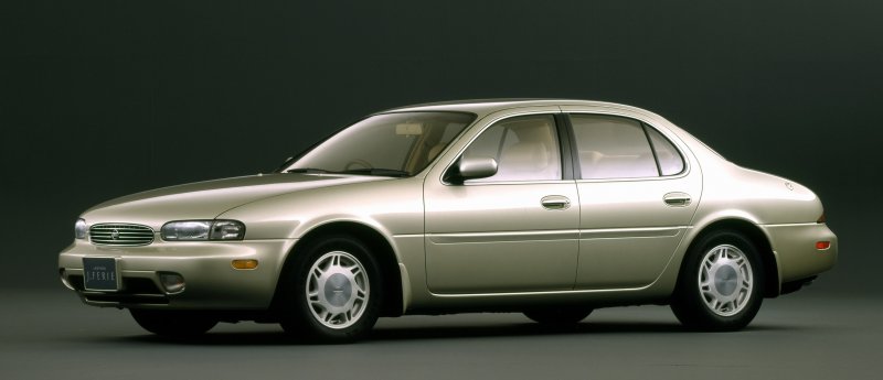 Nissan Leopard 2000